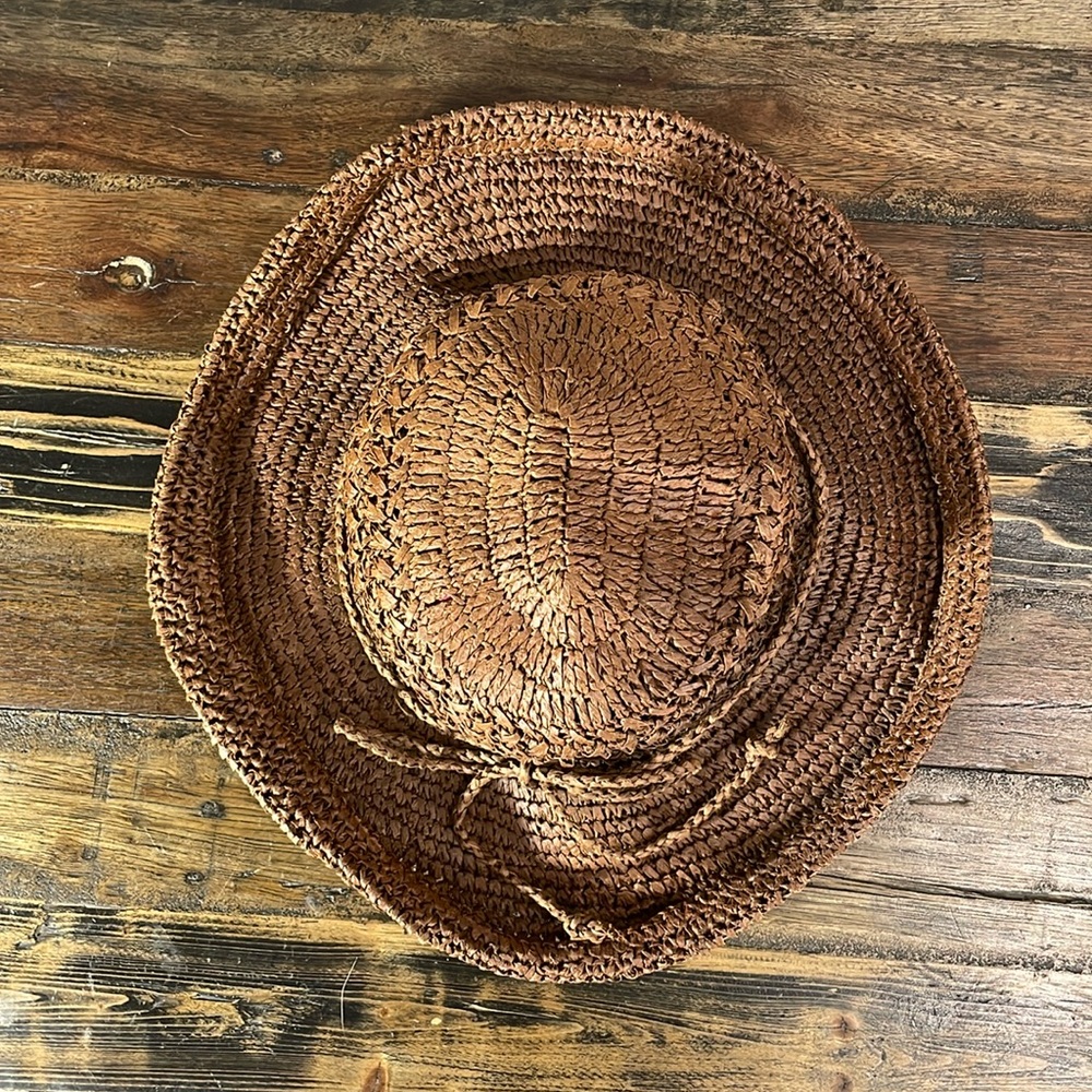 Flag Accessories Brown raffia paper sun hat one size 
Nice wide brim!